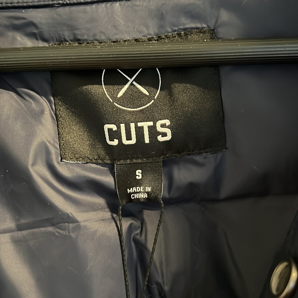 Cuts Shirt Jacket - Picture 3 of 4